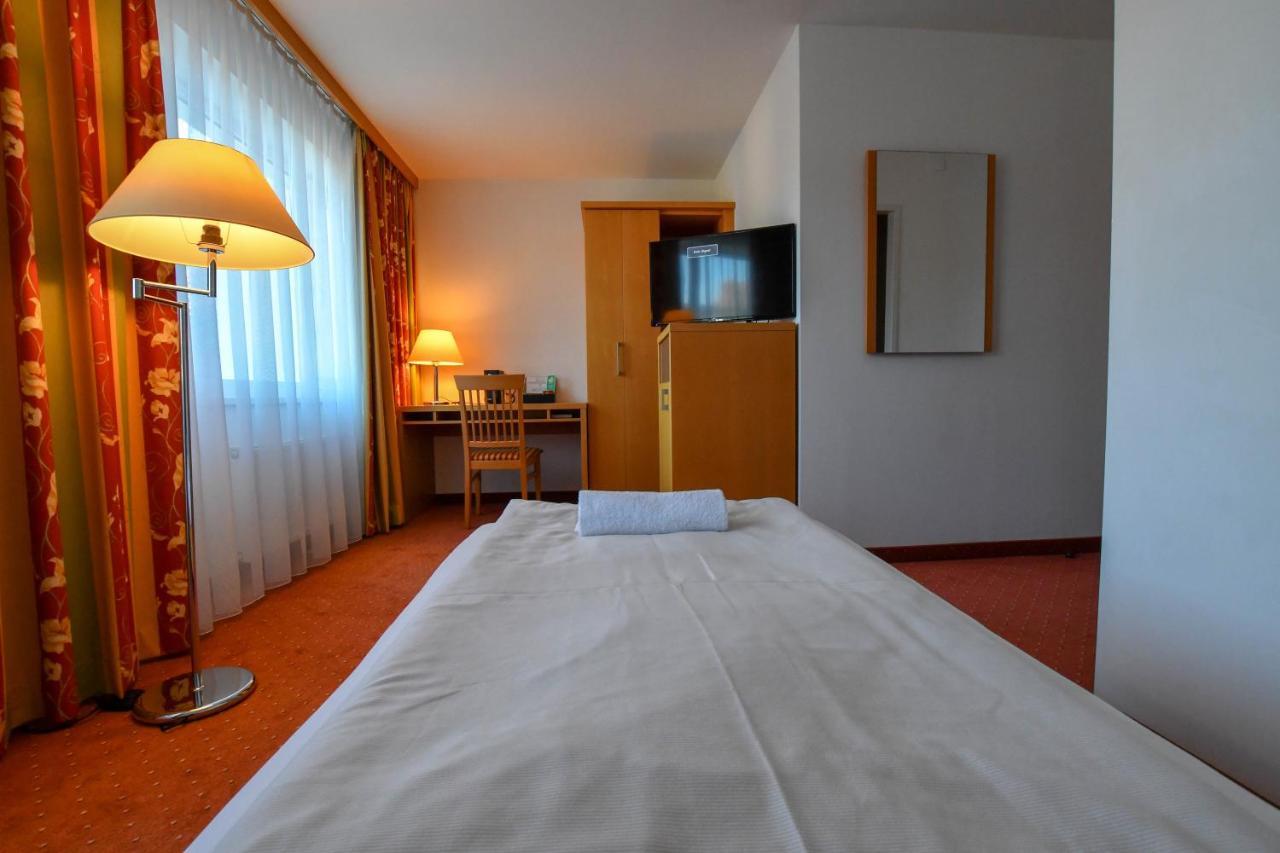 Motel55 - Nettes Hotel Mit Self Check-In In Villach, Warmbad Bagian luar foto