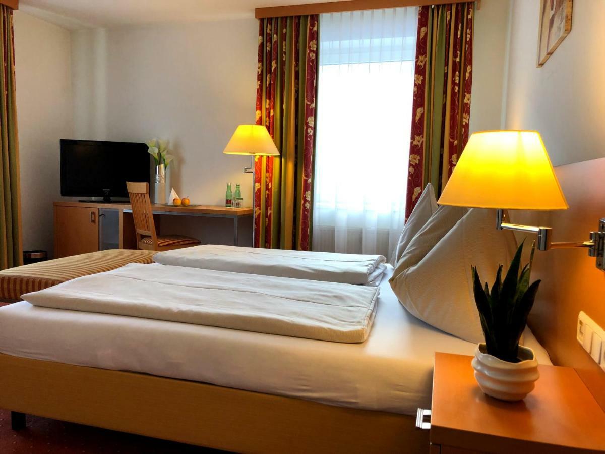 Motel55 - Nettes Hotel Mit Self Check-In In Villach, Warmbad Bagian luar foto